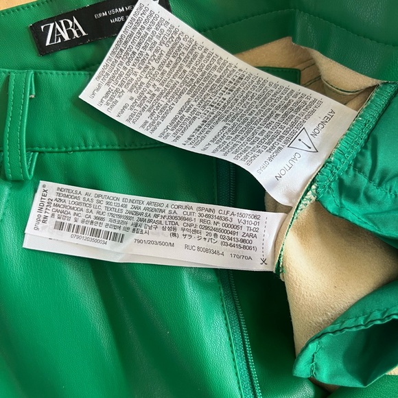 ZARA Vibrant Green Faux Leather Pants size Med - Picture 5 of 6